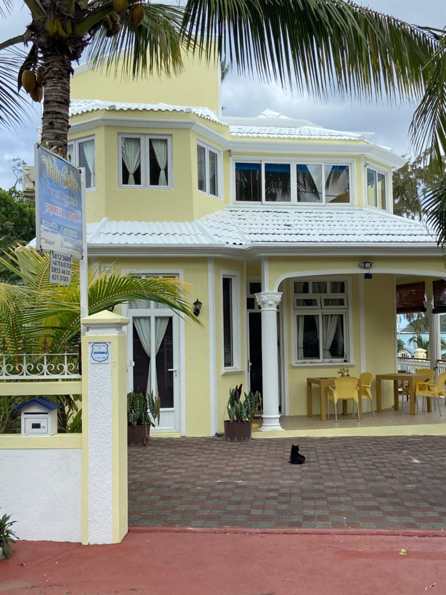 Villa Bella Charming Beachfront Guesthouse บลู เบย์ ภายนอก รูปภาพ