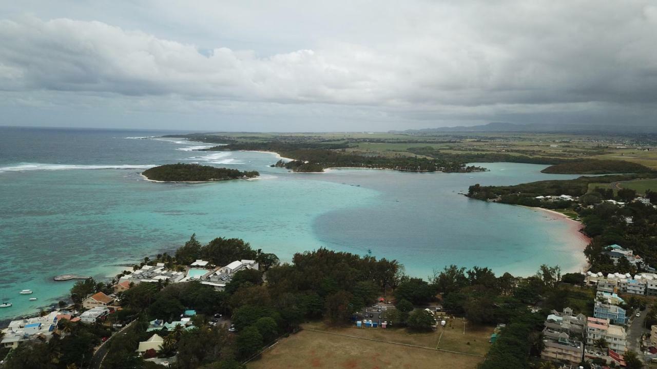 Villa Bella Charming Beachfront Guesthouse บลู เบย์ ภายนอก รูปภาพ