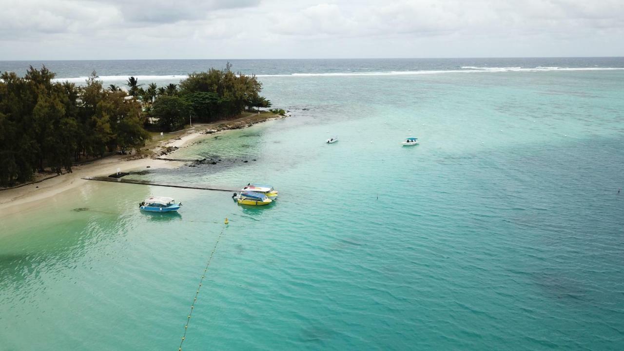 Villa Bella Charming Beachfront Guesthouse บลู เบย์ ภายนอก รูปภาพ