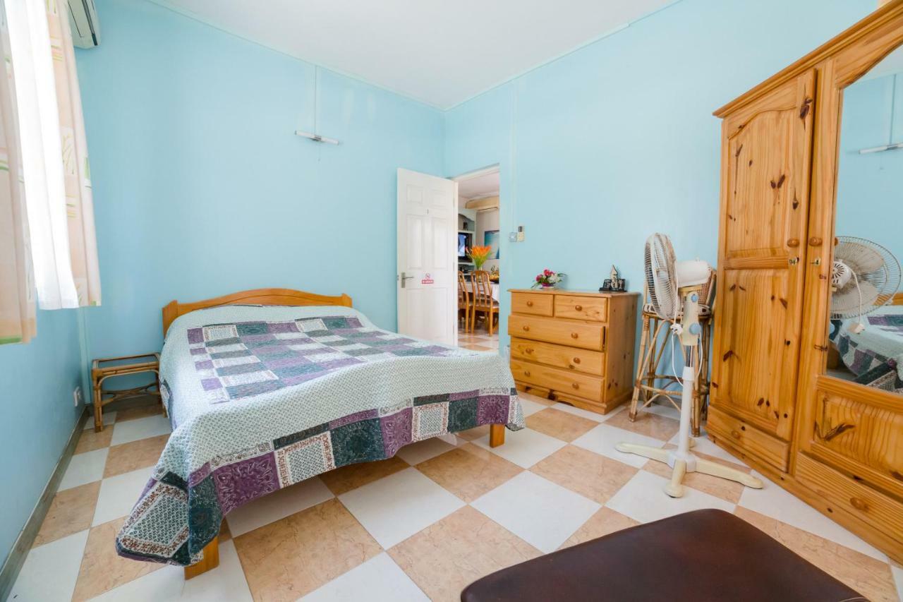 Villa Bella Charming Beachfront Guesthouse บลู เบย์ ภายนอก รูปภาพ